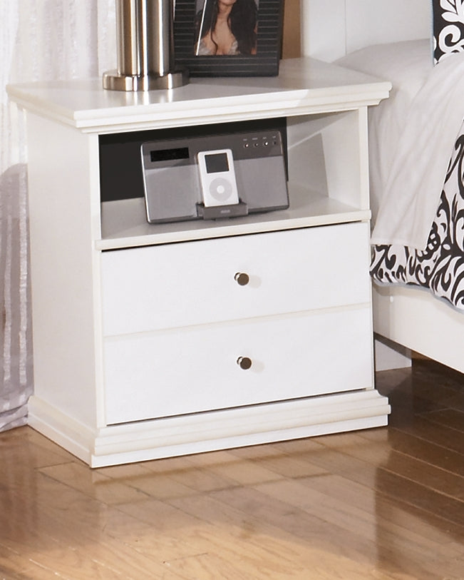 Best Furniture Outlet - Ashley Furniture - Bostwick Shoals Bedroom - Full Panel Bed / White - B139B42
