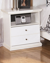 Best Furniture Outlet - Ashley Furniture - Bostwick Shoals Bedroom - Full Panel Bed / White - B139B42