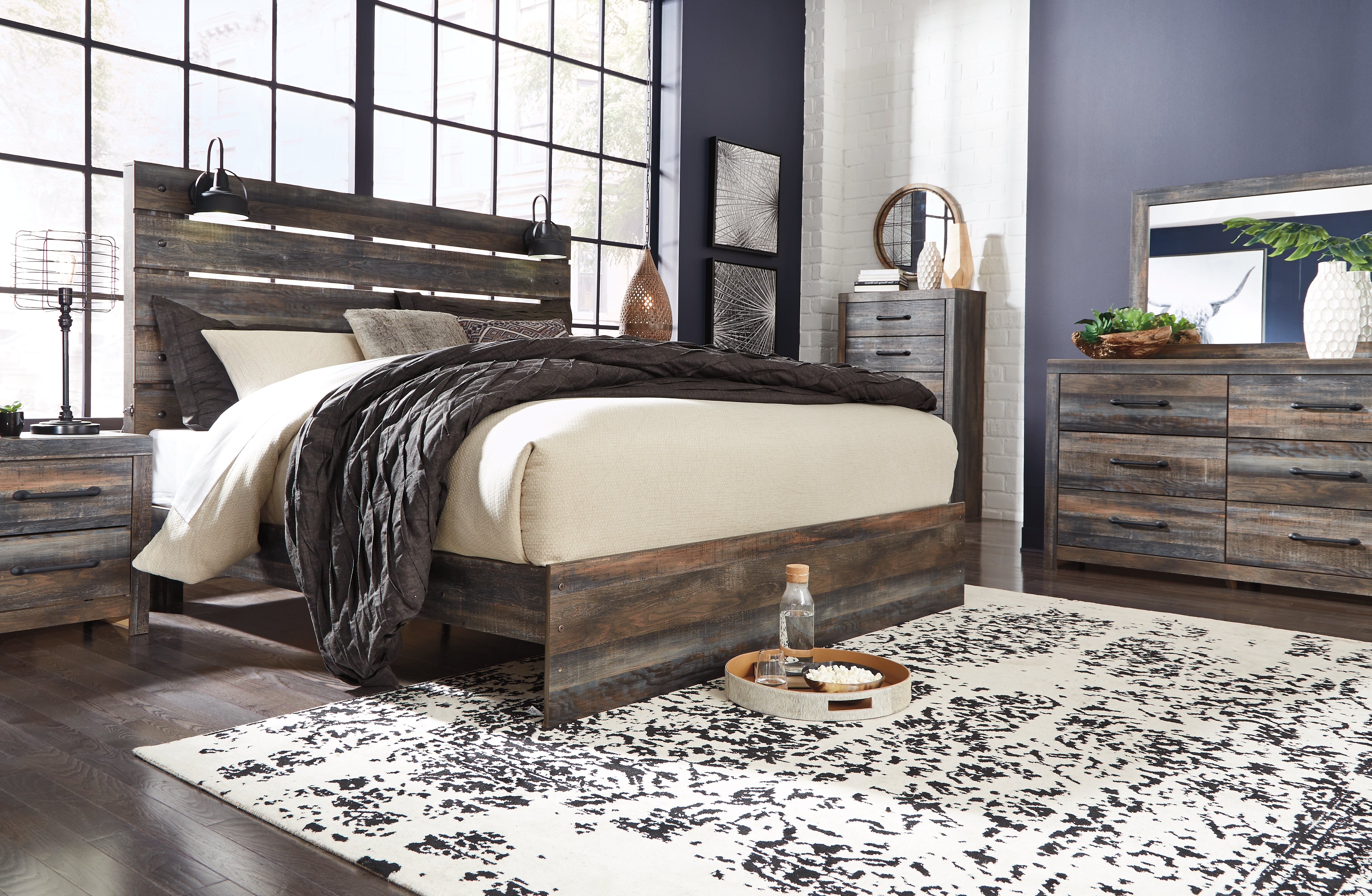 Best Furniture Outlet - Ashley Furniture - Drystan Bedroom - King Panel Bed / Multi - B211B14