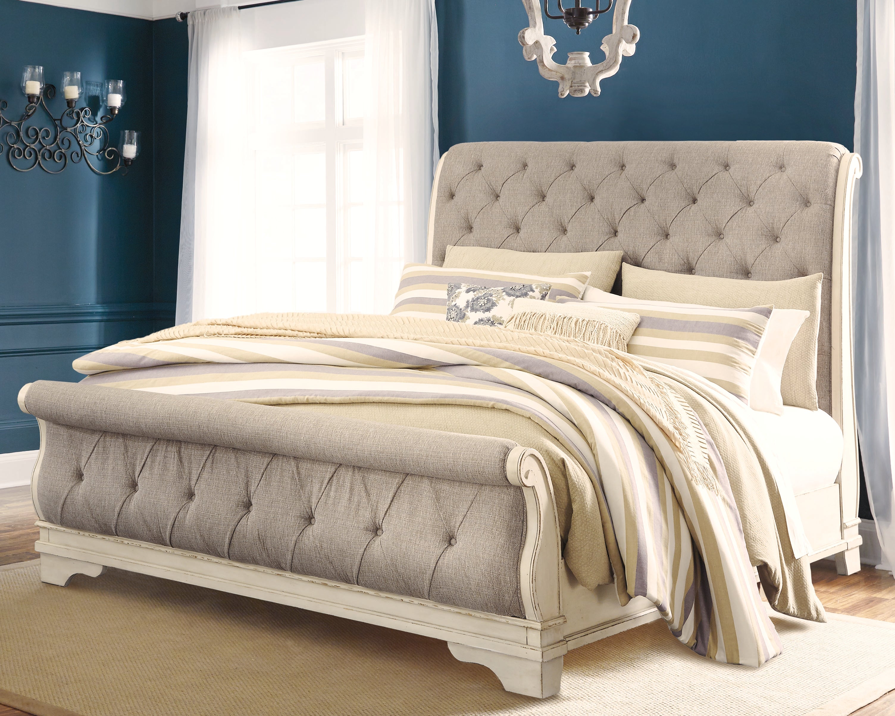 Best Furniture Outlet - Ashley Furniture - Realyn Bedroom - King Sleigh Bed / Chipped White - B743B11