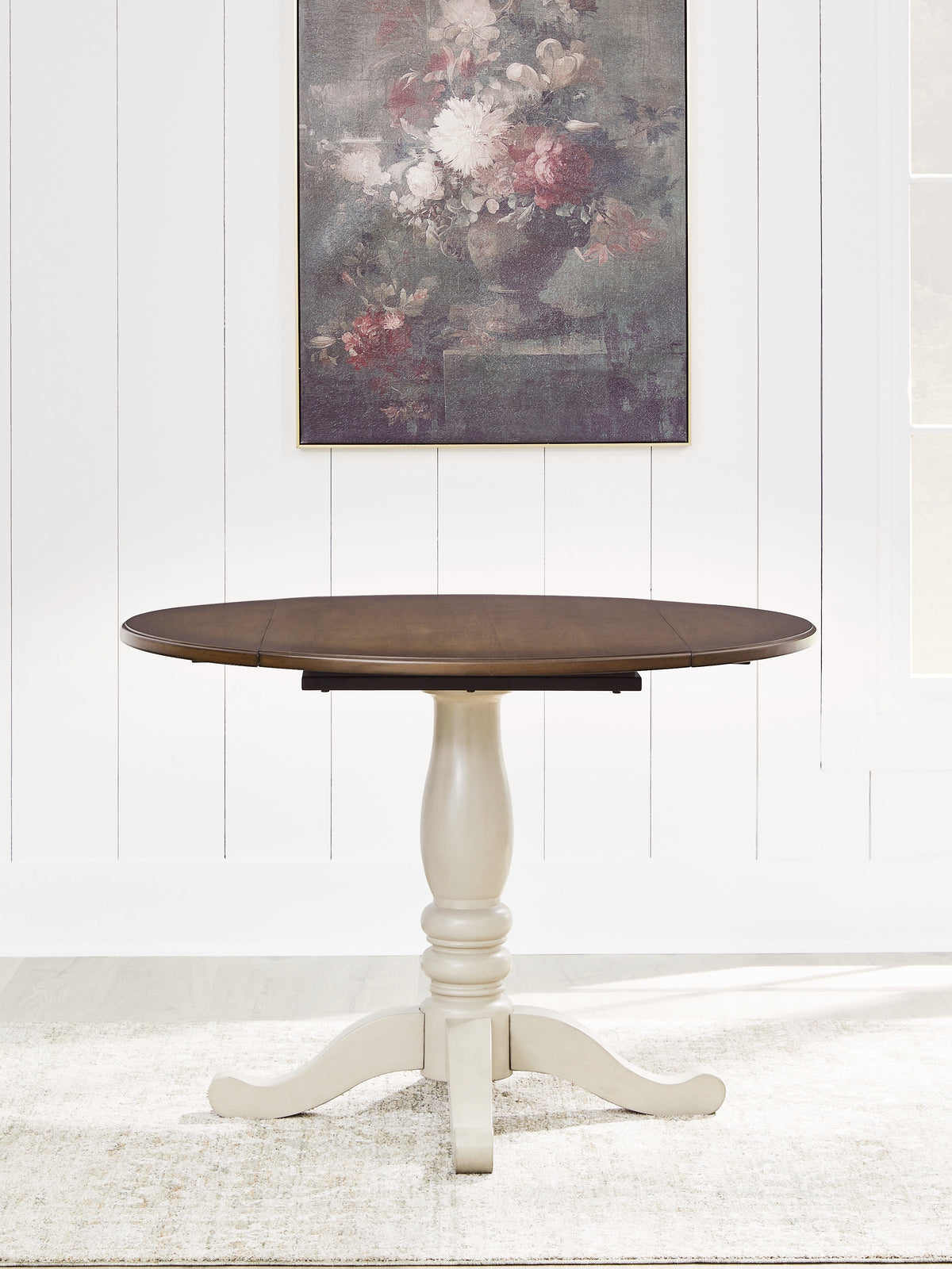 Best Furniture Outlet - Ashley Furniture - Wirloni Dining Room - Round DRM Drop Leaf Table - PCD616-15