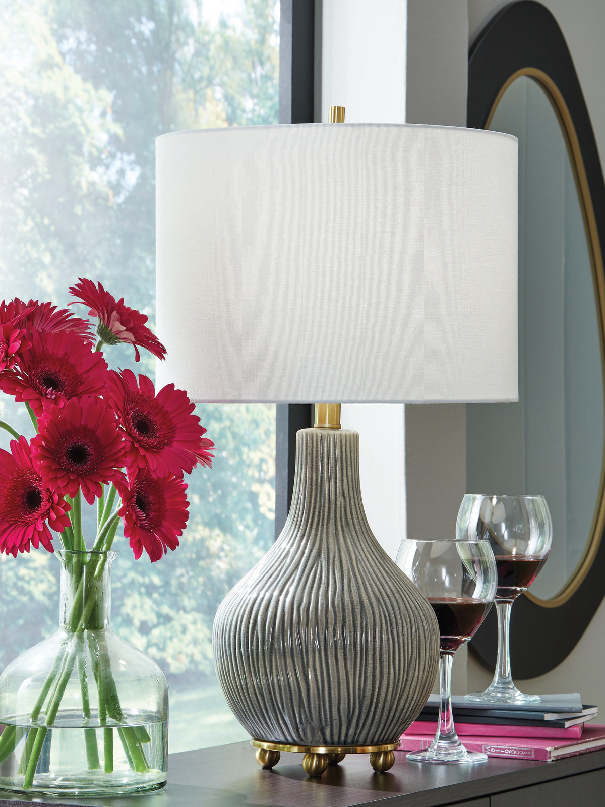 Best Furniture Outlet - Ashley Furniture - Judlen Lighting - Ceramic Table Lamp (1/CN) / Gray/Gold Finish - L100844