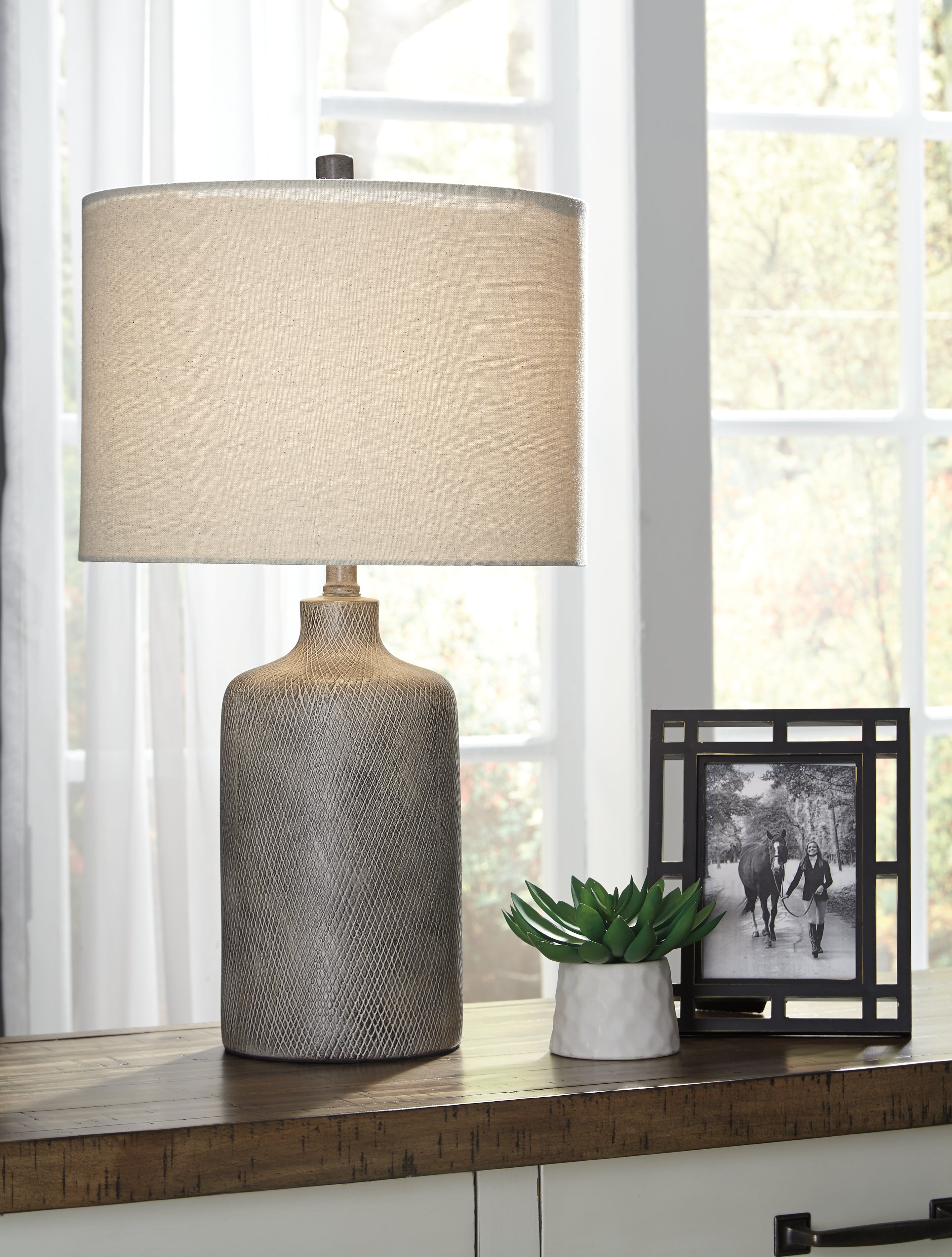 Best Furniture Outlet - Ashley Furniture - Linus Lighting - Table Lamp (Set of 2) / Antique Black - L117964X2