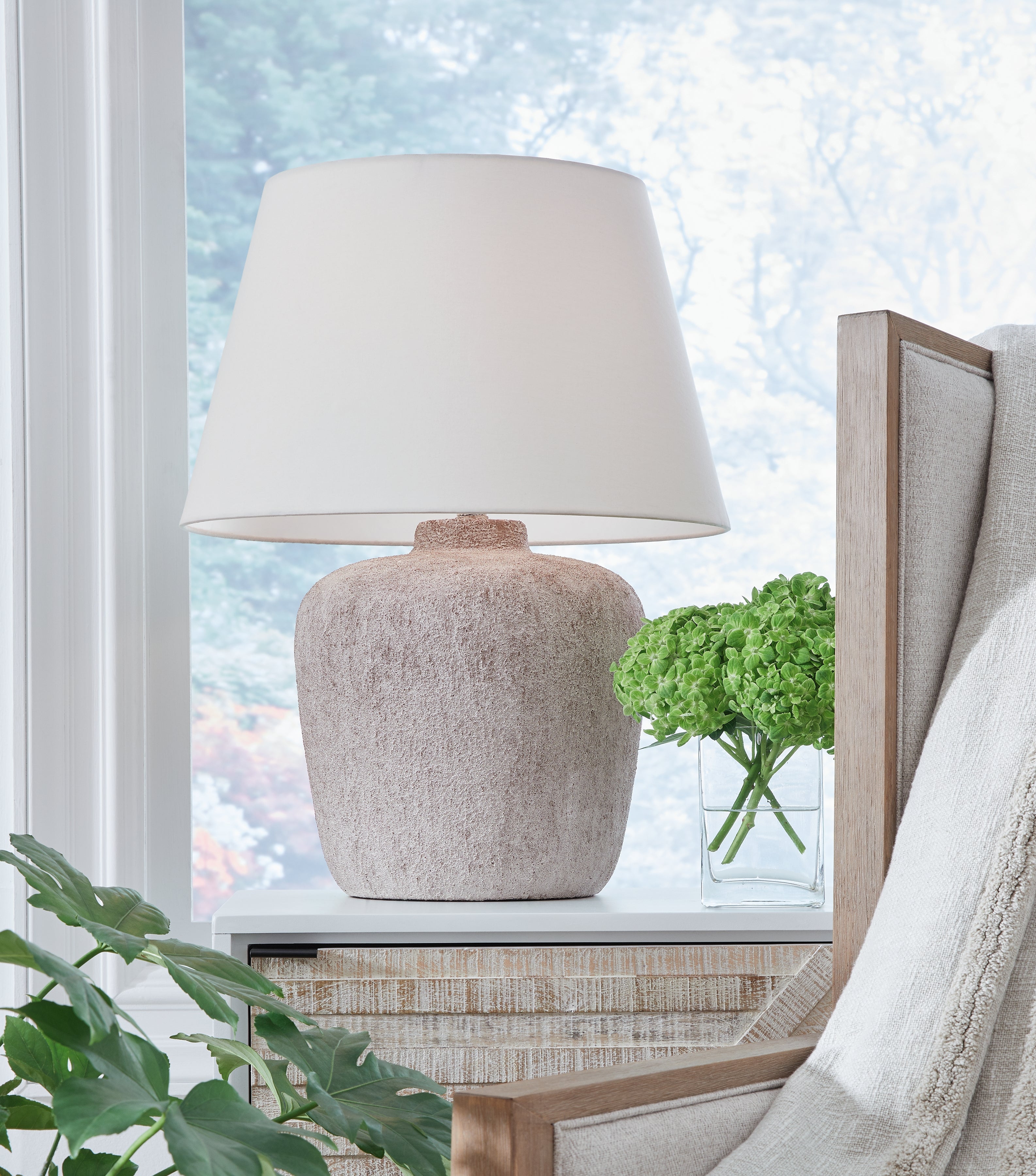 Best Furniture Outlet - Ashley Furniture - Danry Lighting - Table Lamp (Set of 2) / Distressed Cream - L207454X2