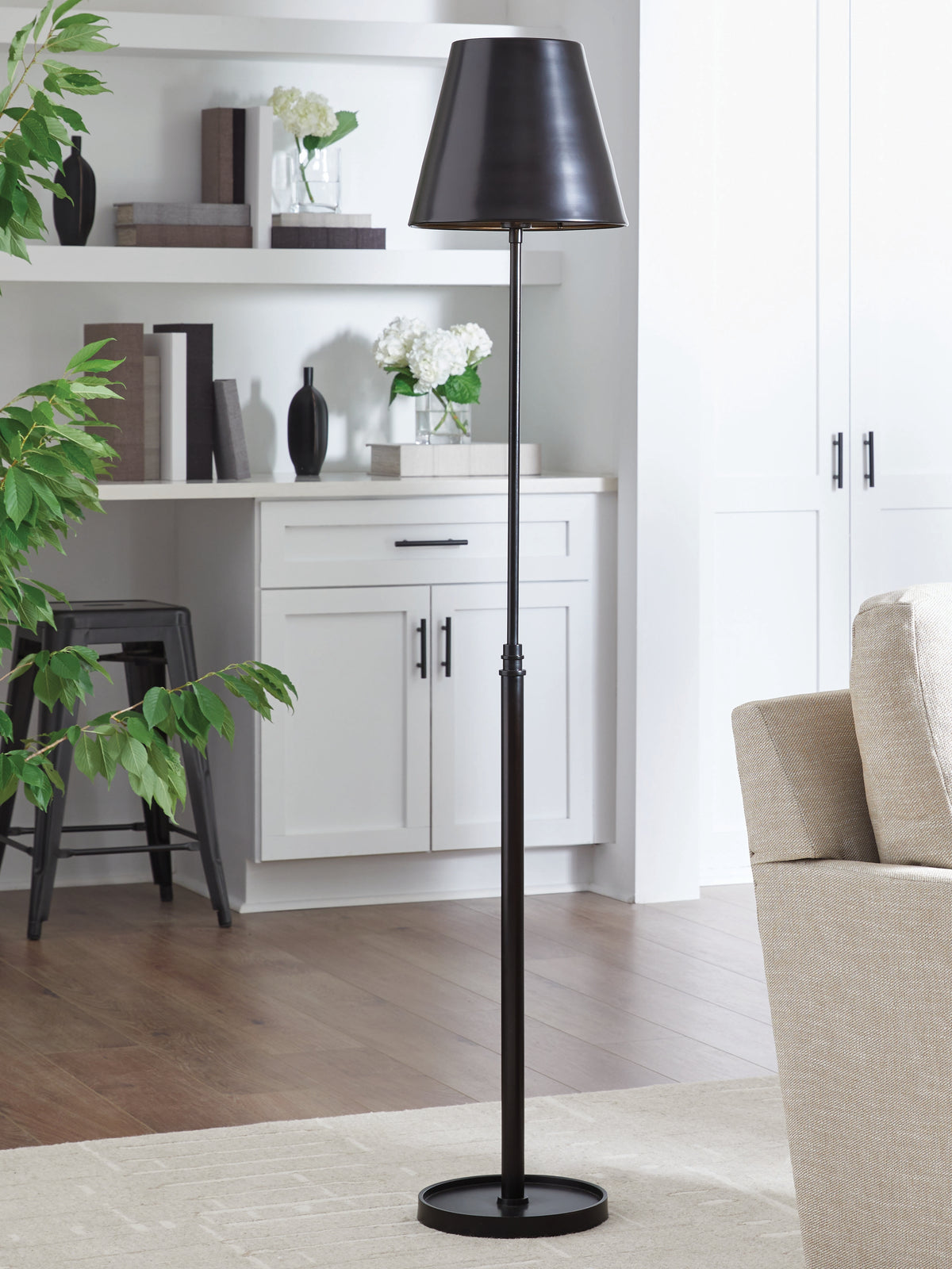 Best Furniture Outlet - Ashley Furniture - Wimner Lighting - Metal Table Lamp (1/CN) / Antique Bronze Finish - L208464