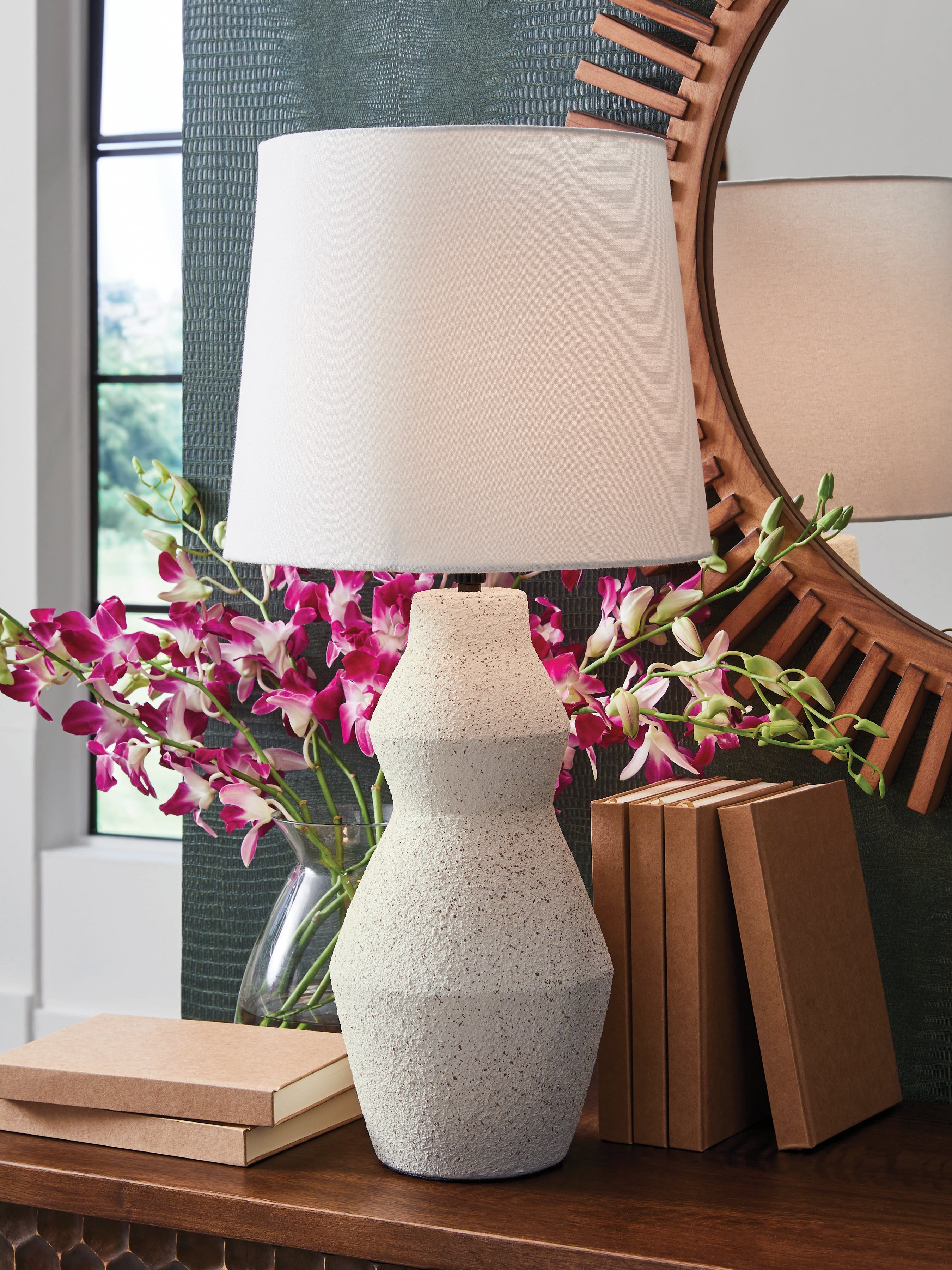 Best Furniture Outlet - Ashley Furniture - Dawthorne Lighting - Paper Table Lamp (1/CN) / Cream - L236034