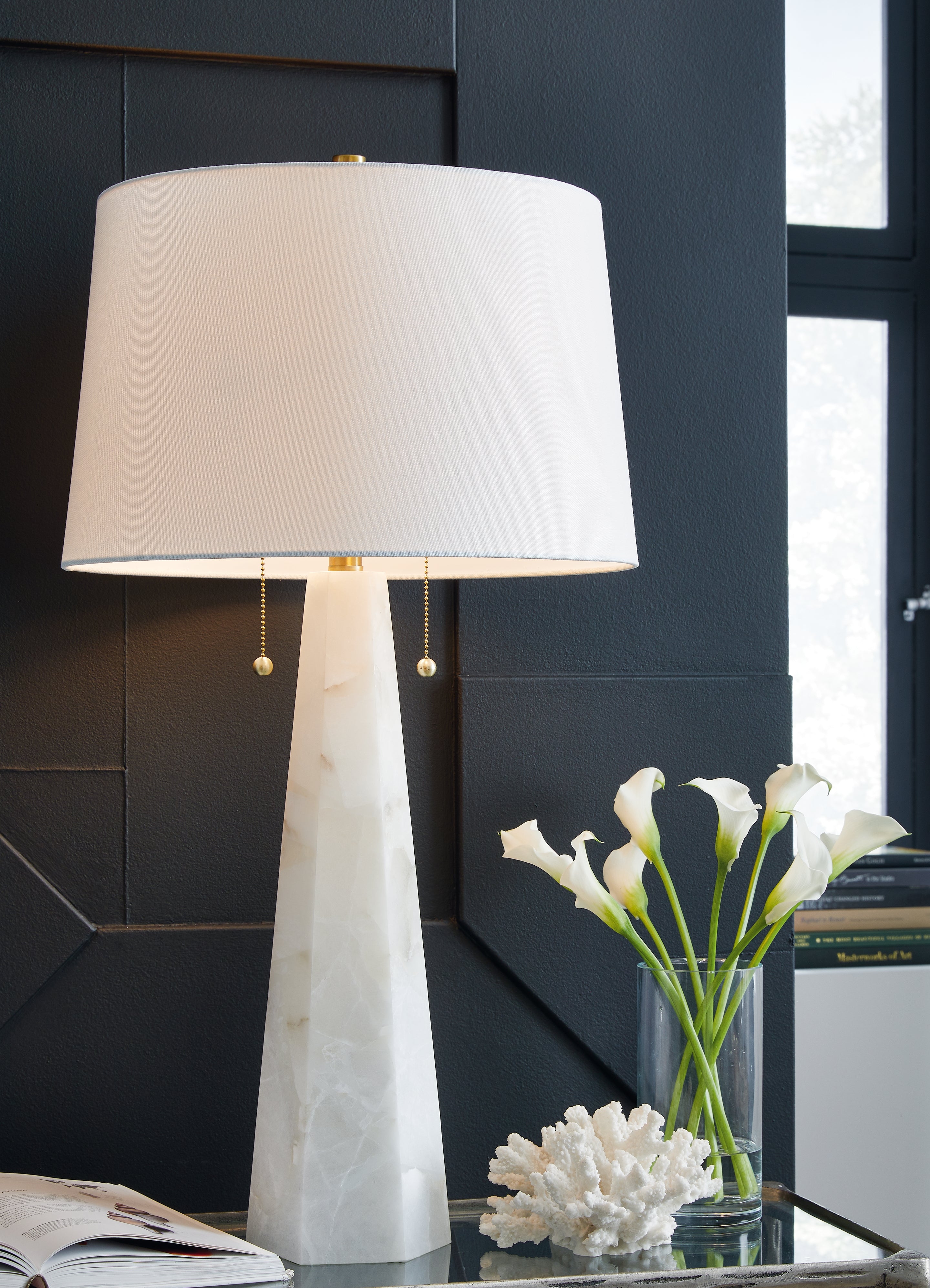 Best Furniture Outlet - Ashley Furniture - Laurellen Lighting - Alabaster Table Lamp (1/CN) / White - L429064