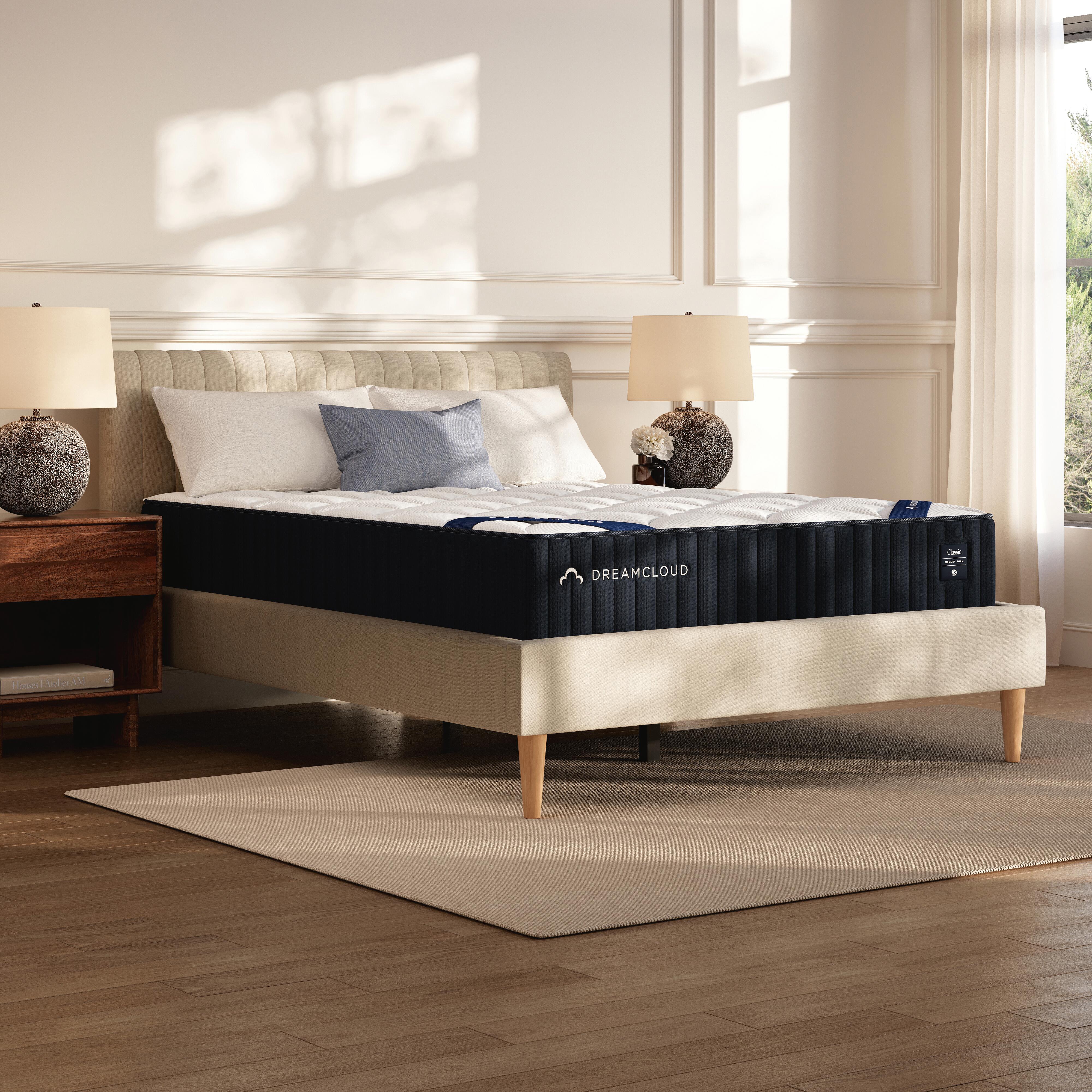 Best Furniture Outlet - Ashley Furniture - Dreamcloud Classic Memory Foam Mattresses - Queen - M12031