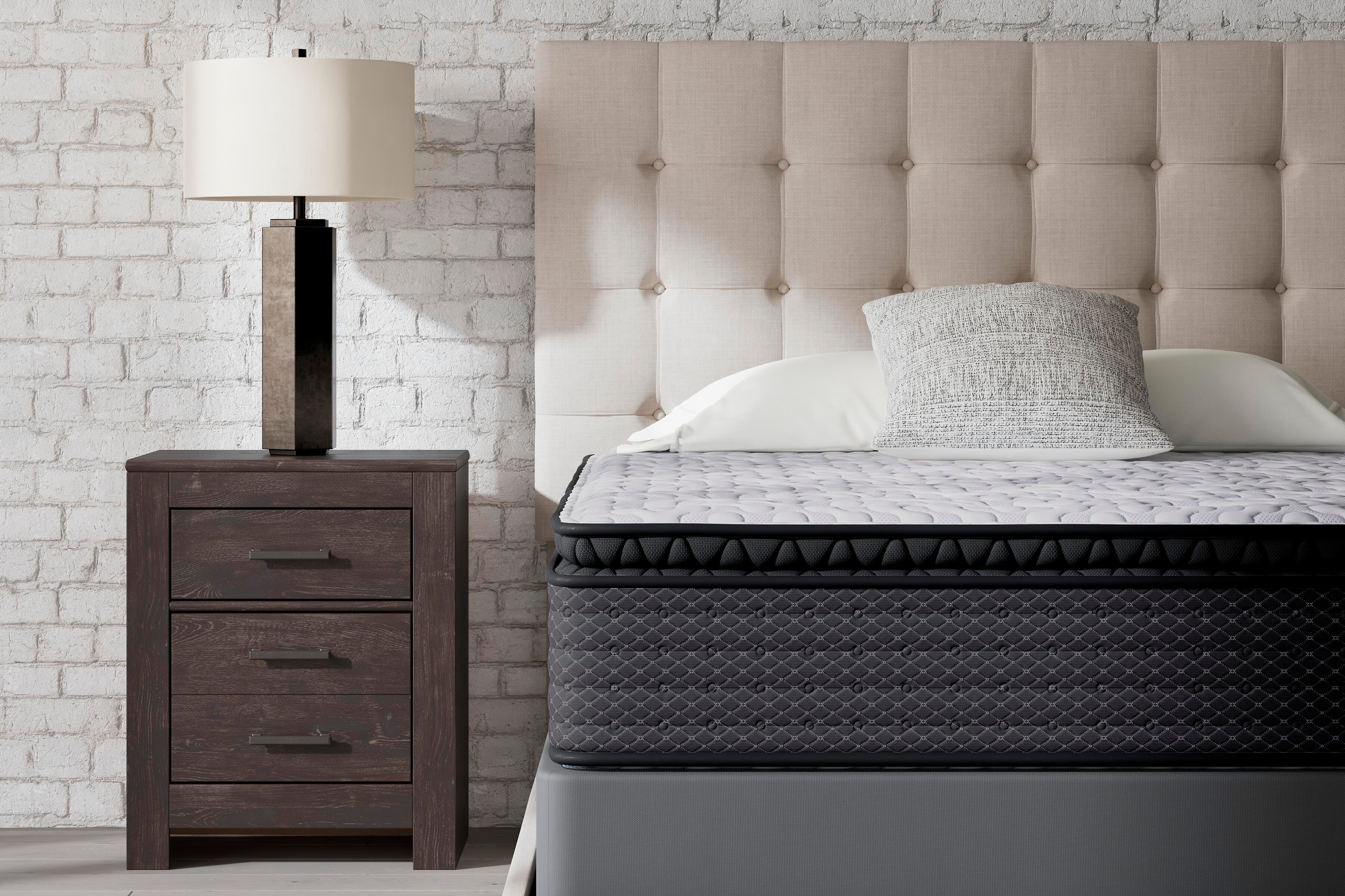 Best Furniture Outlet - Ashley Furniture - Anniversary Edition Pillowtop Mattresses - Queen - M42231