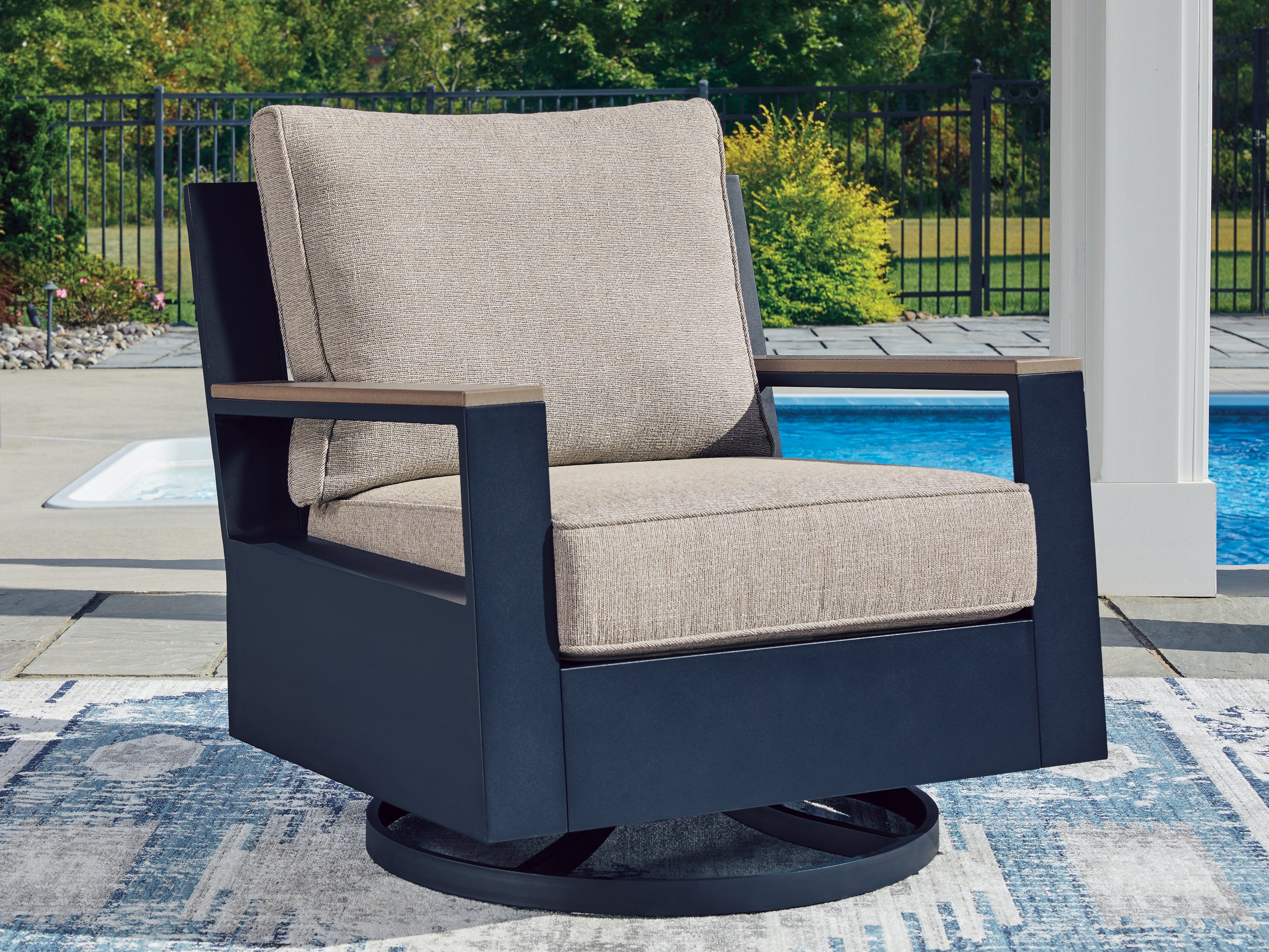 Best Furniture Outlet - Ashley Furniture - East Beach Outdoor - Swivel Glider Chair w/Cushion / Navy Blue/Driftwood - PCP587-821