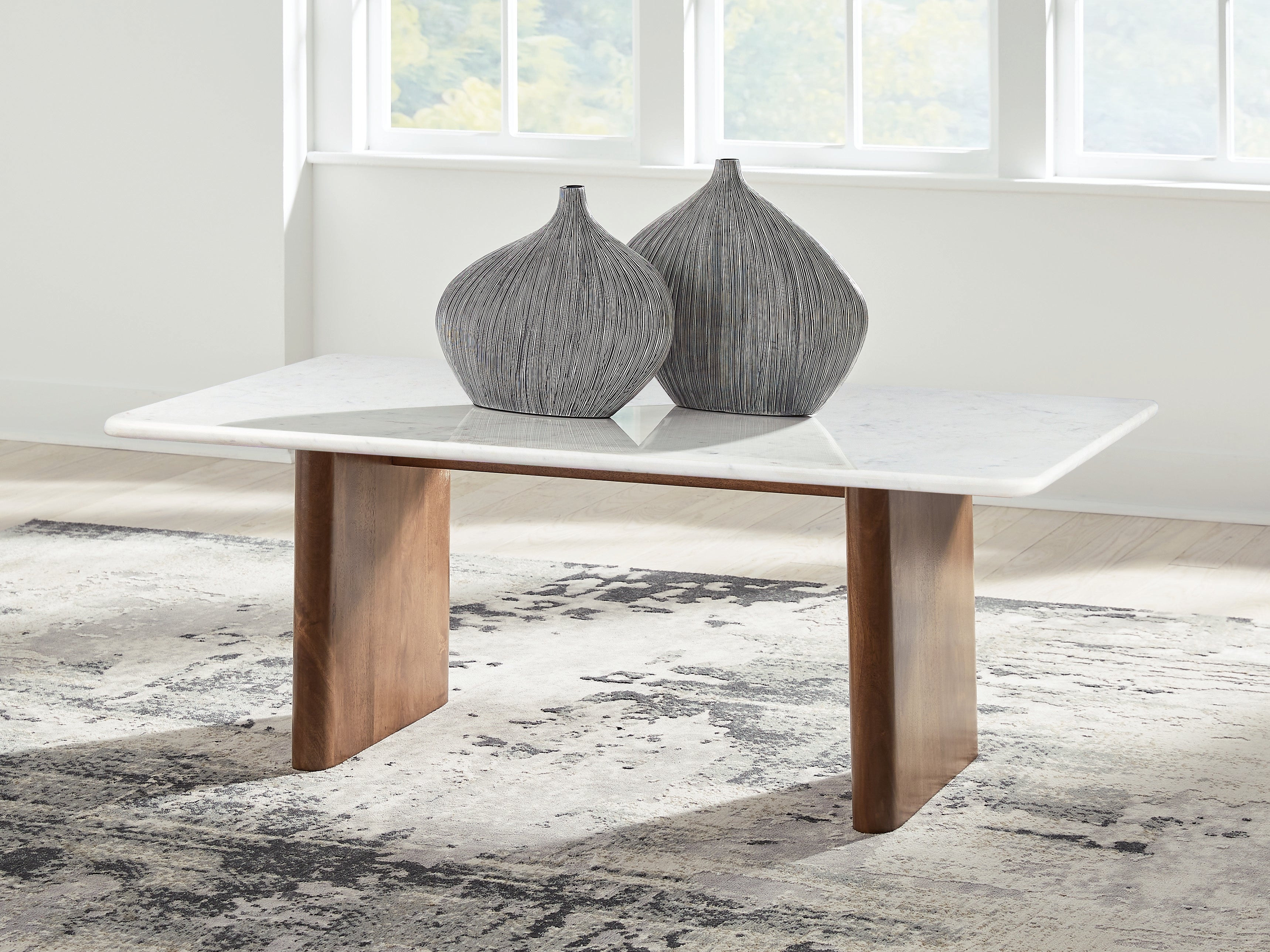 Best Furniture Outlet - Ashley Furniture - Isanti Coffee Table - Rectangular Cocktail Table / Light Brown/White - T662-1